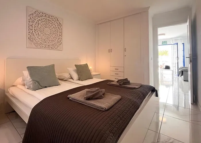 Апартаменты Mariposa - 1 Bedroom Poolside