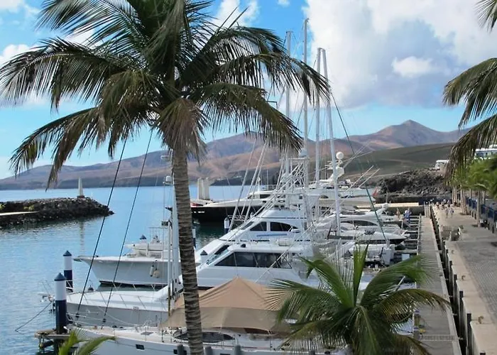 Mariposa - 1 Bedroom Poolside