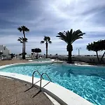 Mariposa - 1 Bedroom Poolside Διαμέρισμα *