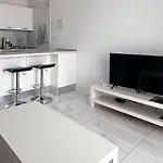 Διαμέρισμα Mariposa - 1 Bedroom Poolside *